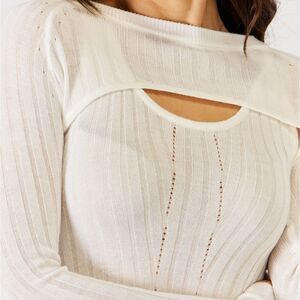 3/$16💥 J.NNA Long Sleeve Cutout Cream Color Womrn's Top sz Lg